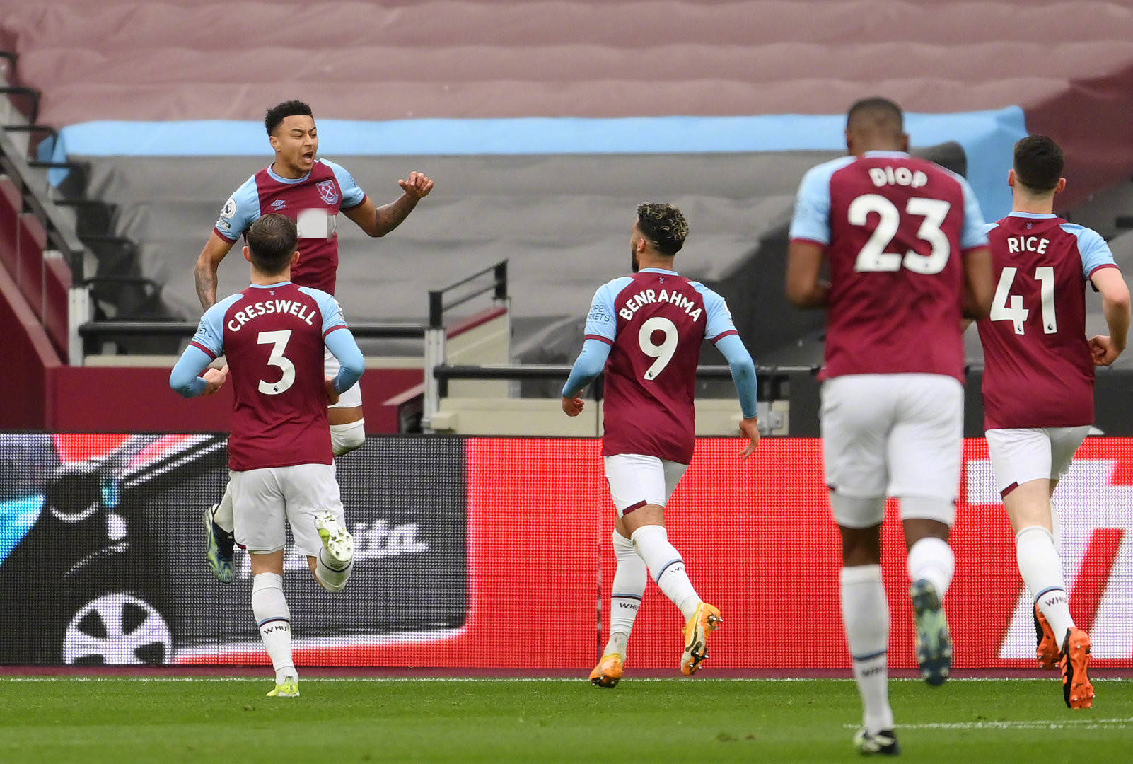 体育与政治 体育与政治